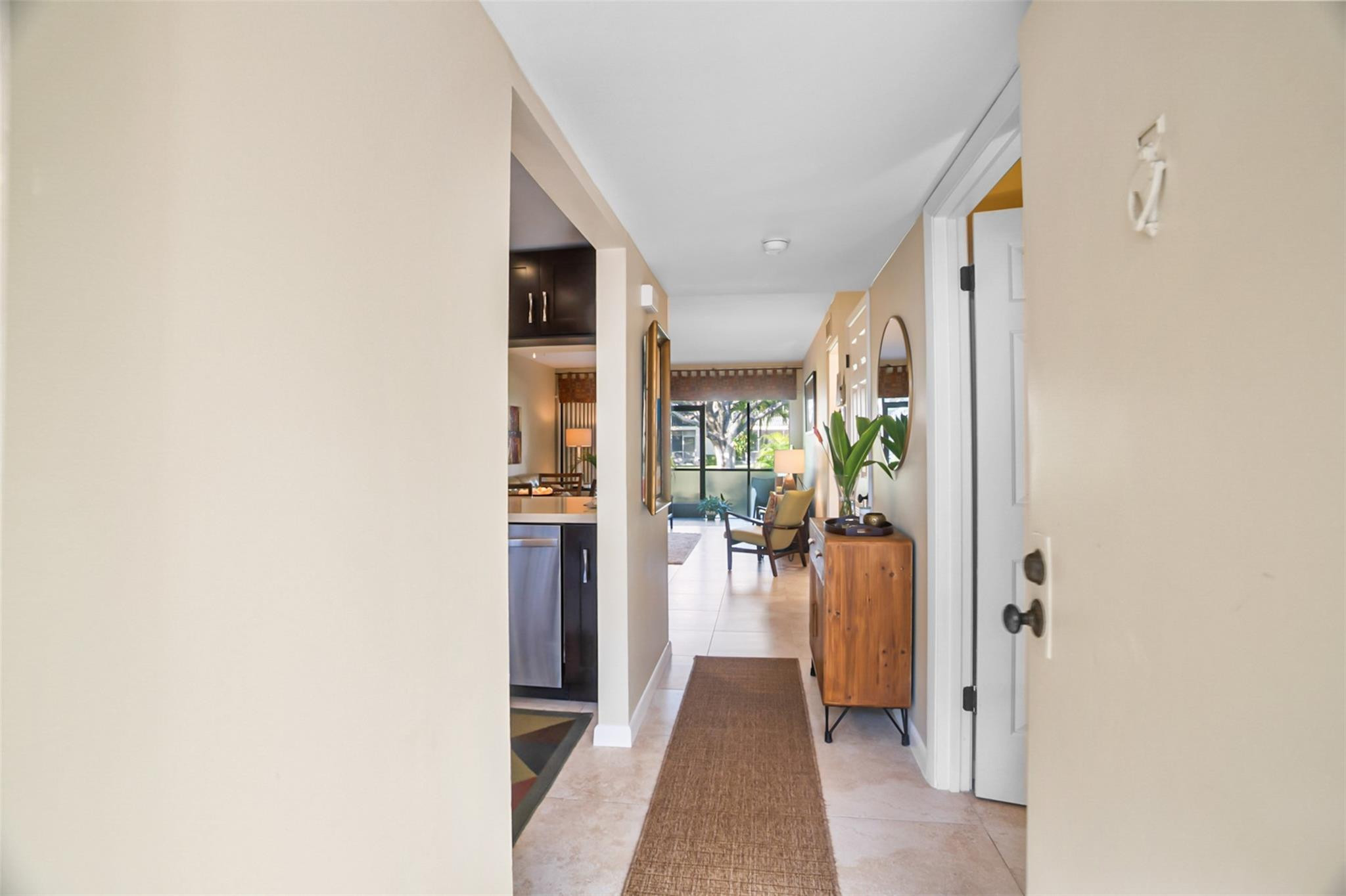 See full size image and slideshow Thumbnail 3