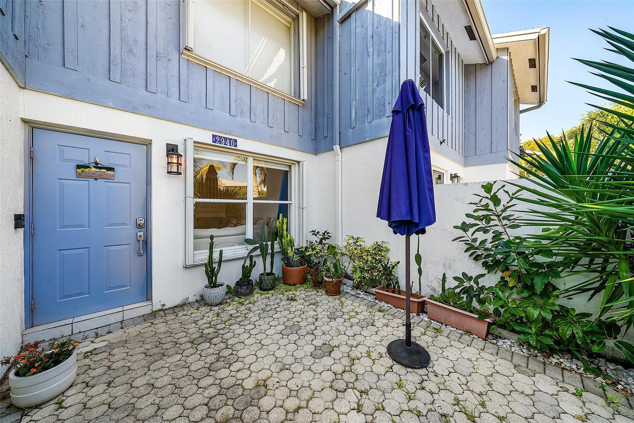 See full size image and slideshow Thumbnail 4