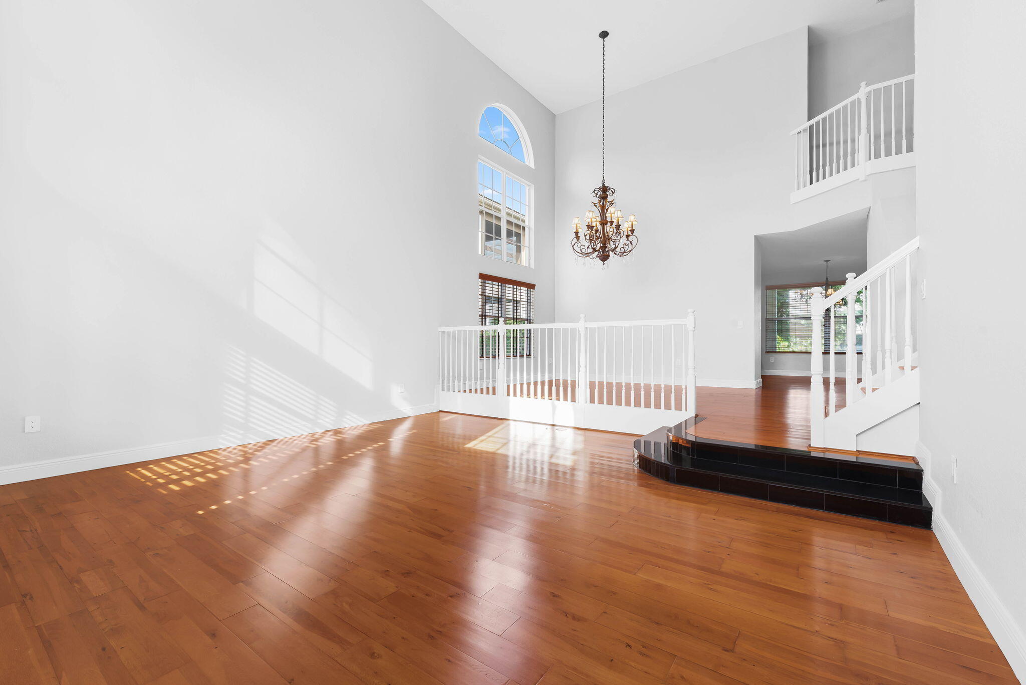 See full size image and slideshow Thumbnail 1