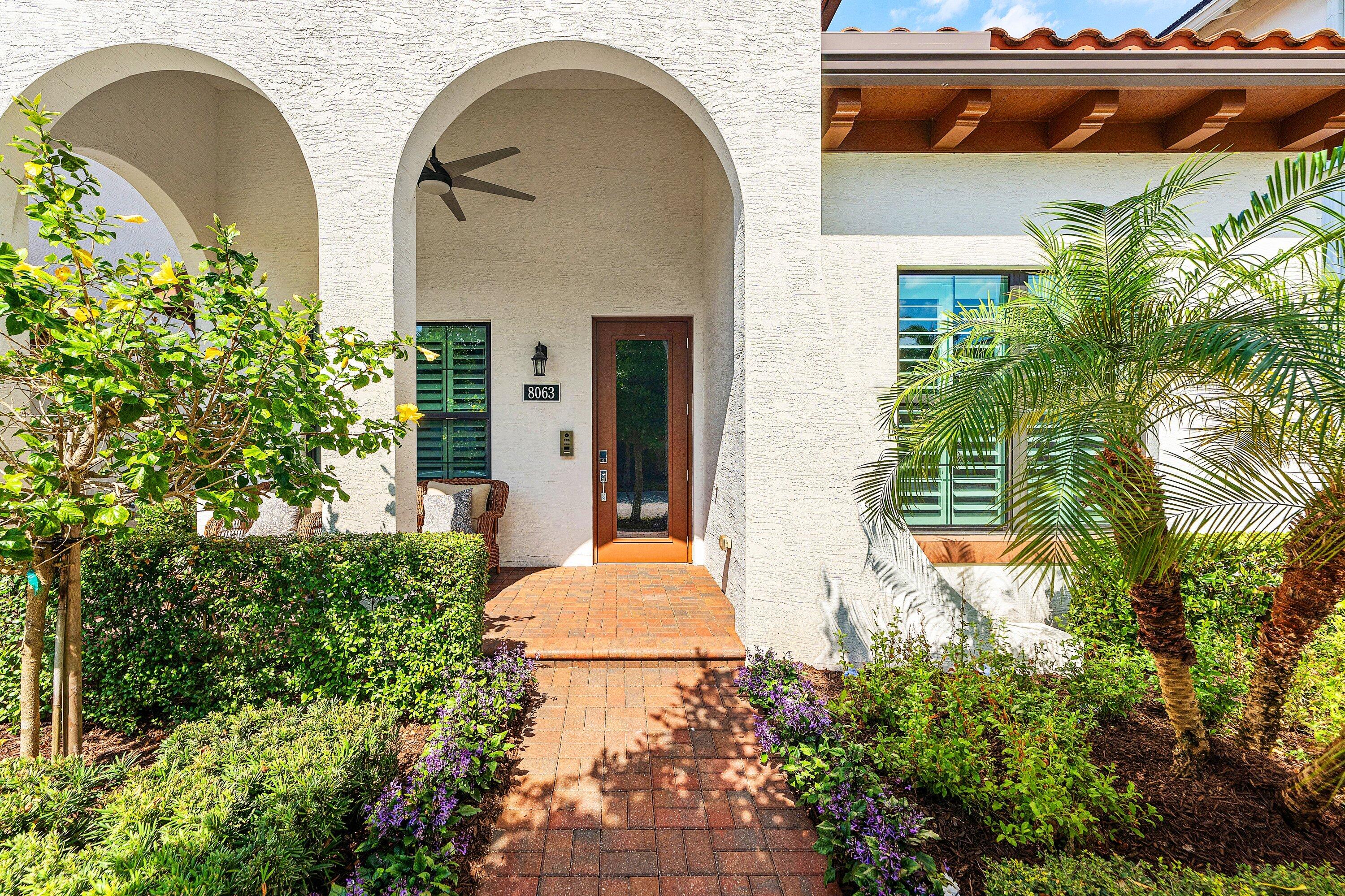 See full size image and slideshow Thumbnail 1