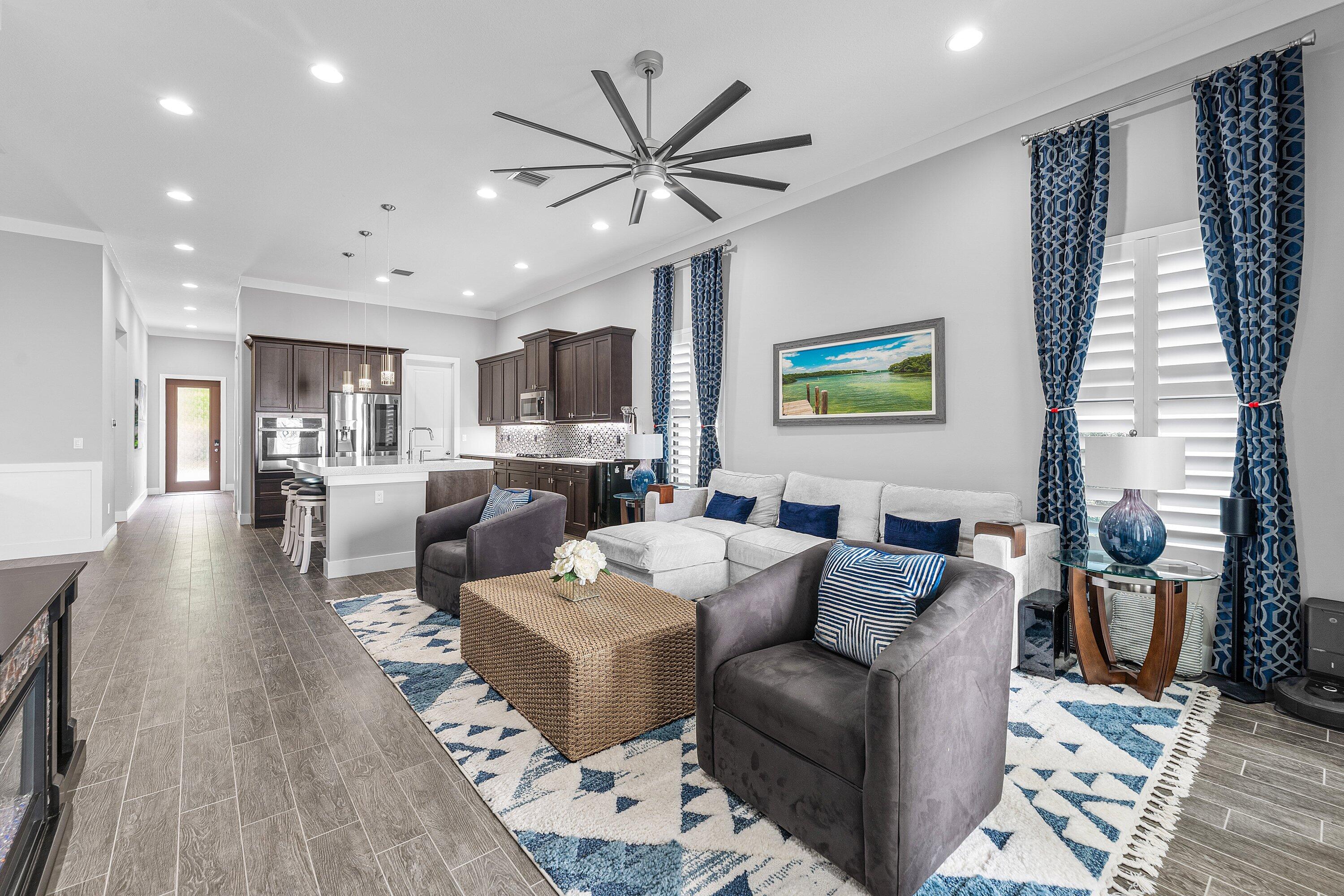 See full size image and slideshow Thumbnail 2