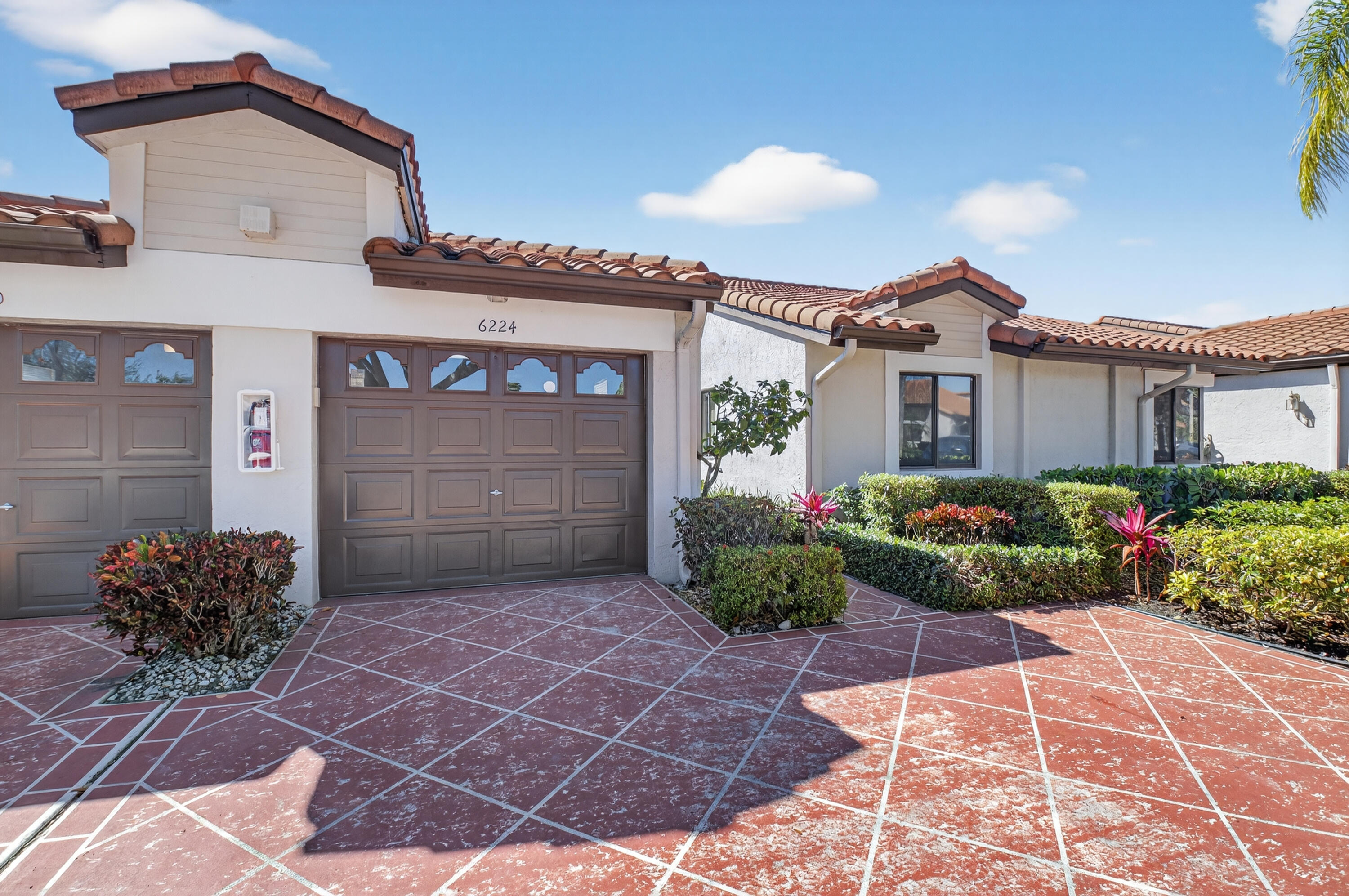 See full size image and slideshow Thumbnail 1