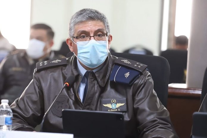 MINISTRO-DE-LA-DEFENSA