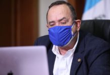 Gobierno presenta iniciativa para comprar vacunas y usar Q1.5 millardos