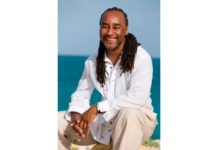 Muere el novelista Eric Jerome Dickey a los 59 años