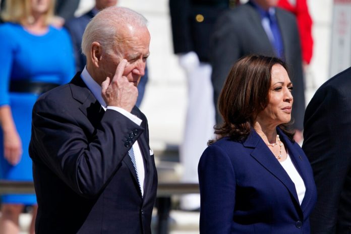 El menaje fue dirigido al presidente de EE. UU. Joe Biden y la vicepresidenta, Kamala Harris. Foto La Hora/AP