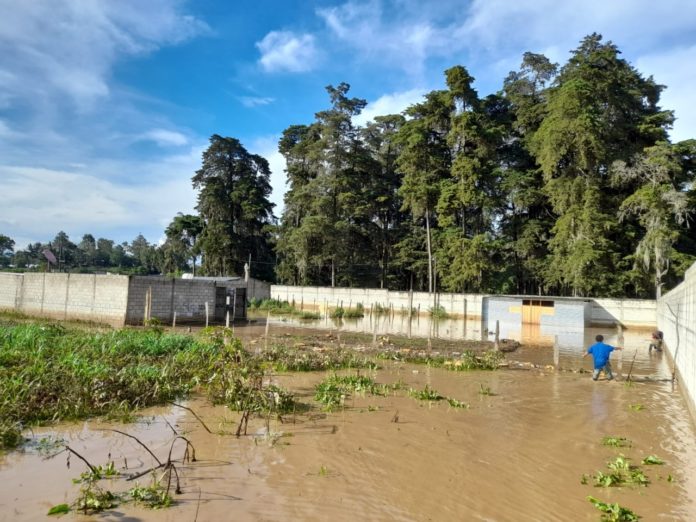 INUNDACIÓN LA HORA