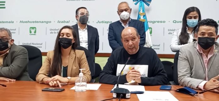 Los-diputados