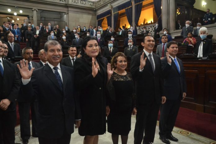 MAGISTRADOS DEL TSE