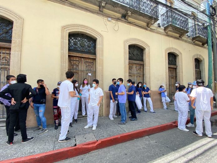 Médicos
