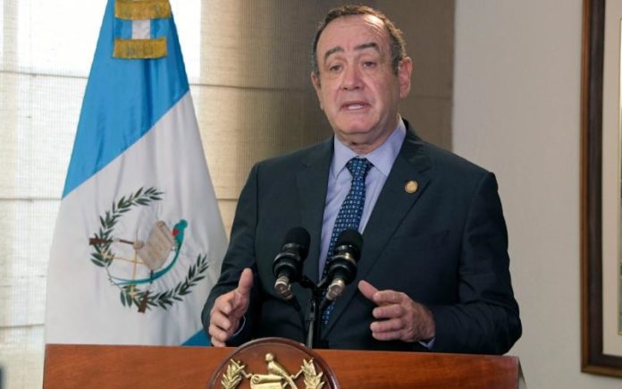 presidente-Alejandro-Giammattei1
