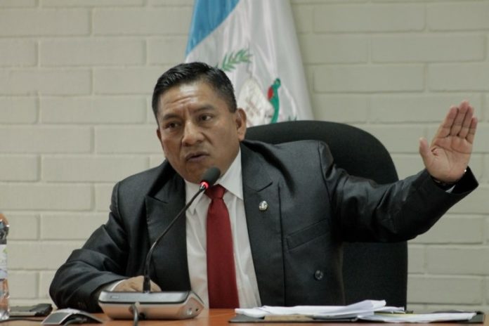 El-presidente-del-Tribunal-de-Mayor-Riesgo-“C”-Pablo-Xitumul