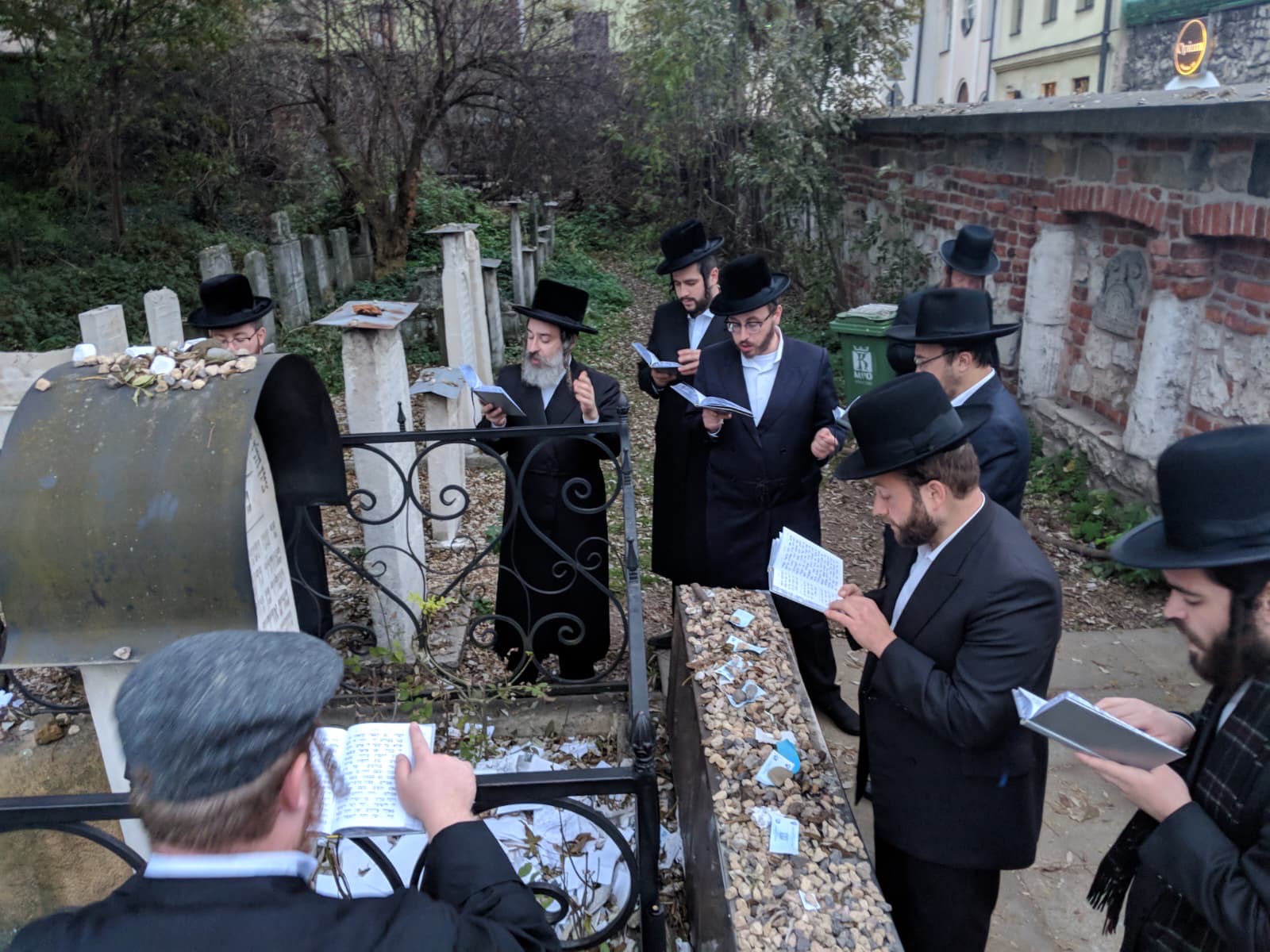 ביהמ"ד שערי חיים
