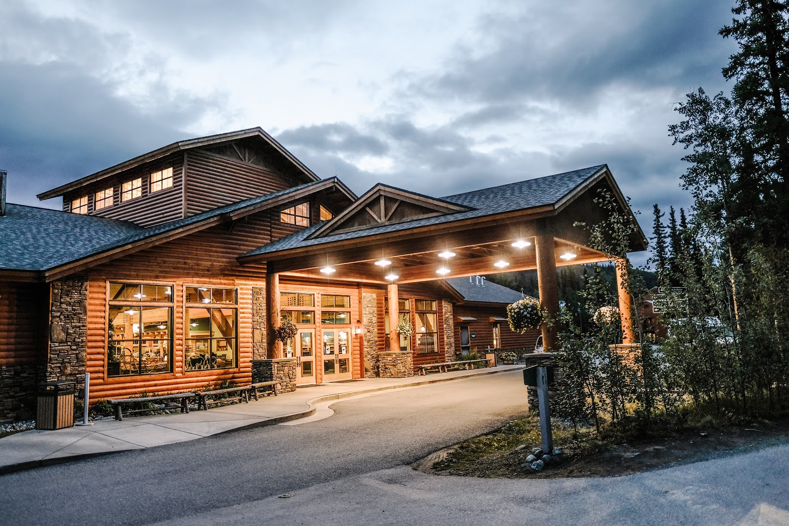 Denali Park Village