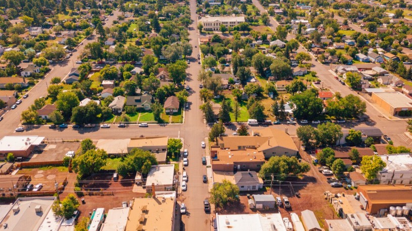 Best Places to Buy Land in California in 2026