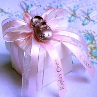 White embossed box resin pink baby shoe Available blue pink purple
