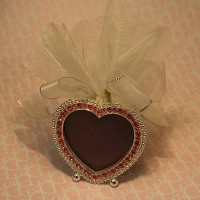 Rose Crystal Heart-Shaped Frame with D�cor 