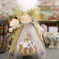 Cognac basket centerpiece
