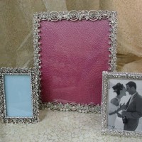 Various Sized Picture Frames 