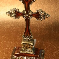 Burgundy Standing Cross with Pearls 