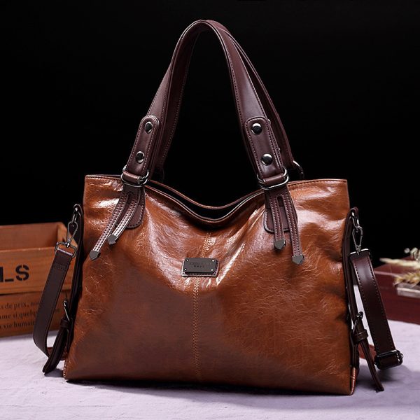 Retro Fashion Tote Casual Soft Leather Shoulder Crossbody Large Capacity Women's Bag - Image 8