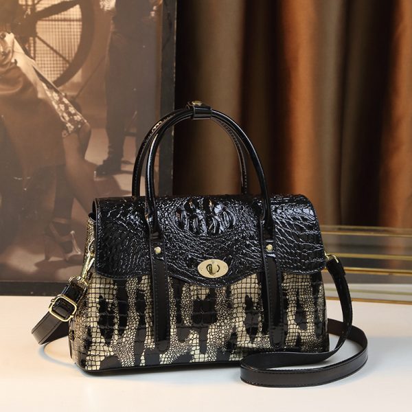 Fashionable All-match Portable Shoulder Messenger Bag - Image 5