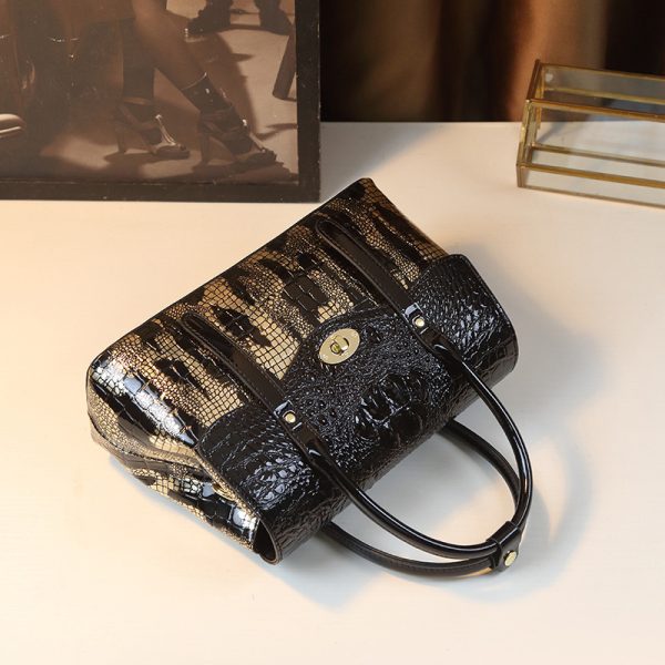 Fashionable All-match Portable Shoulder Messenger Bag - Image 2