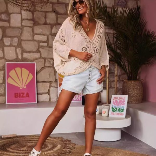 Women's V-neck Hollow Lace Crochet Shirt - Image 3
