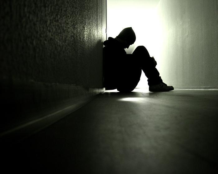 lonely-muslim.jpg
