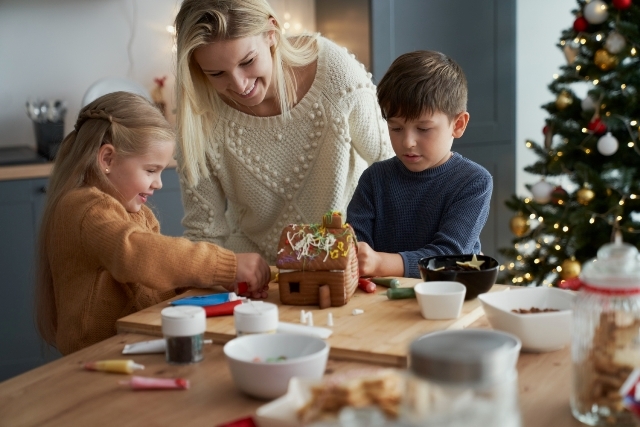 Making Gingerbread Houses