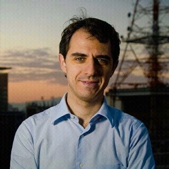 <strong><strong><strong><strong><strong>Thiago Uberreich</strong></strong></strong></strong></strong>