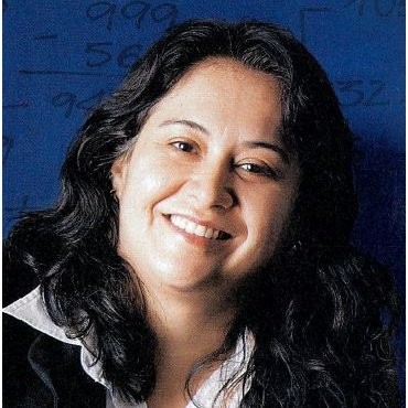 <strong><strong><strong>Claudia Ferris</strong></strong></strong>