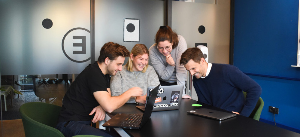 What to write in a leaving card