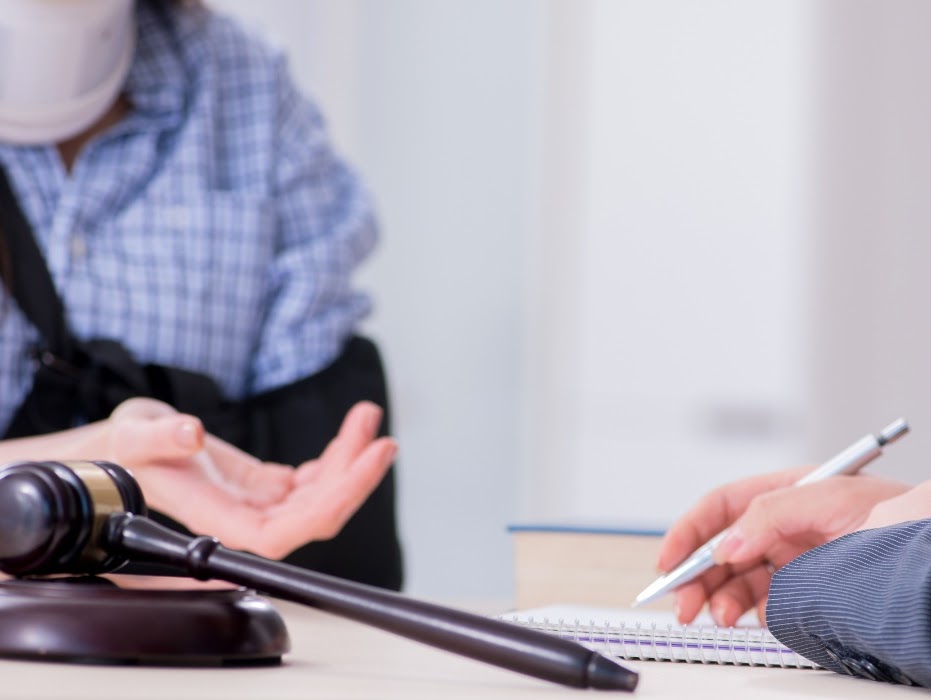 How a Seattle slip and fall lawyer can help you with your case