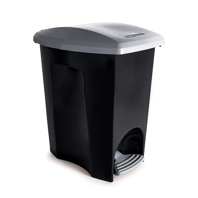 Cesto de lixo plástico Preto com pedal - 3494 - 7 Litros - Plasutil
