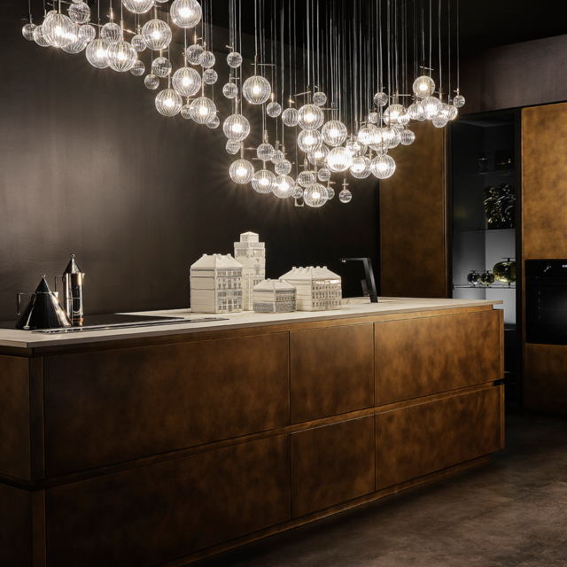 Moule Naked (Chandelier) product page
