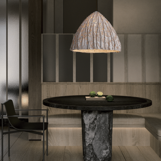 SILCLY PENDANT product page