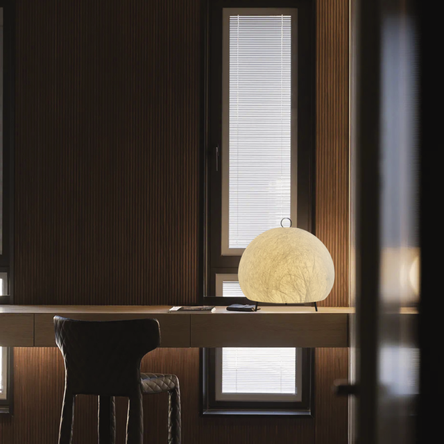 HORIZON SILK TABLE product page