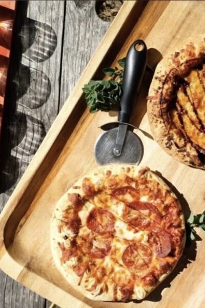 Fridays at the Vineyard: Vino, Views, & Pizza