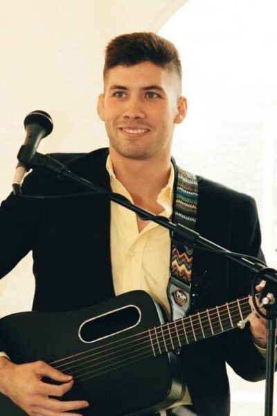 Music in the Vineyard: Ethan Carpenter