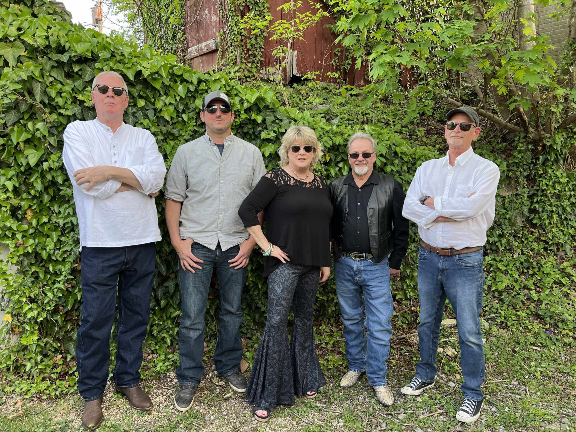 Boxerwood Music in the Garden ~ The Pickup Band