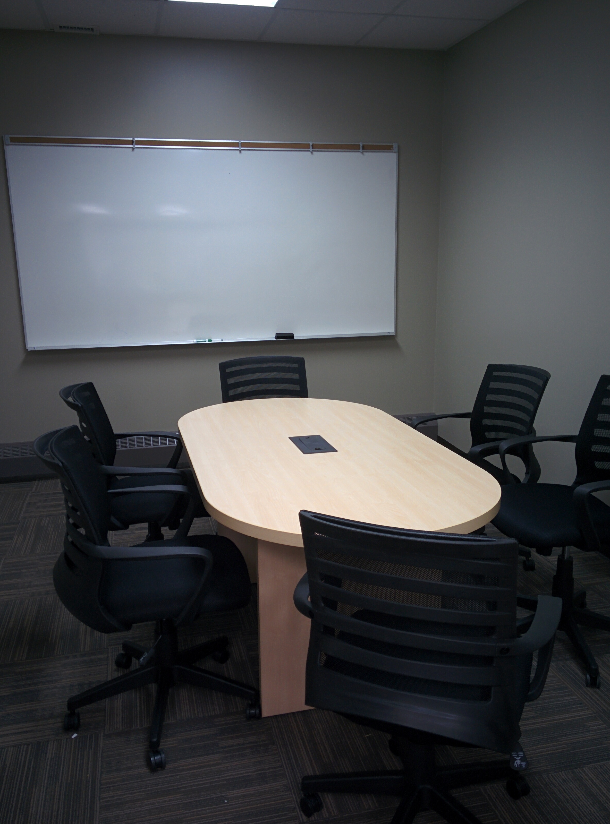 L106 (Private Group Study Space)