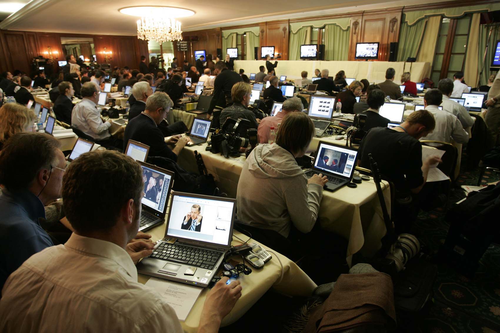 Press Conference photo by Kai Mörk