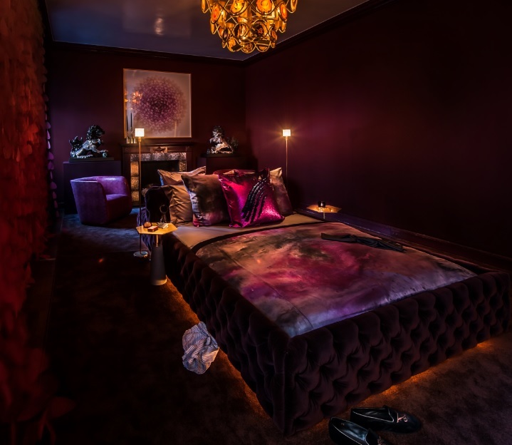 Color Crush Merlot - Holiday House Design by Darrin Varden - Life-Styled.net 