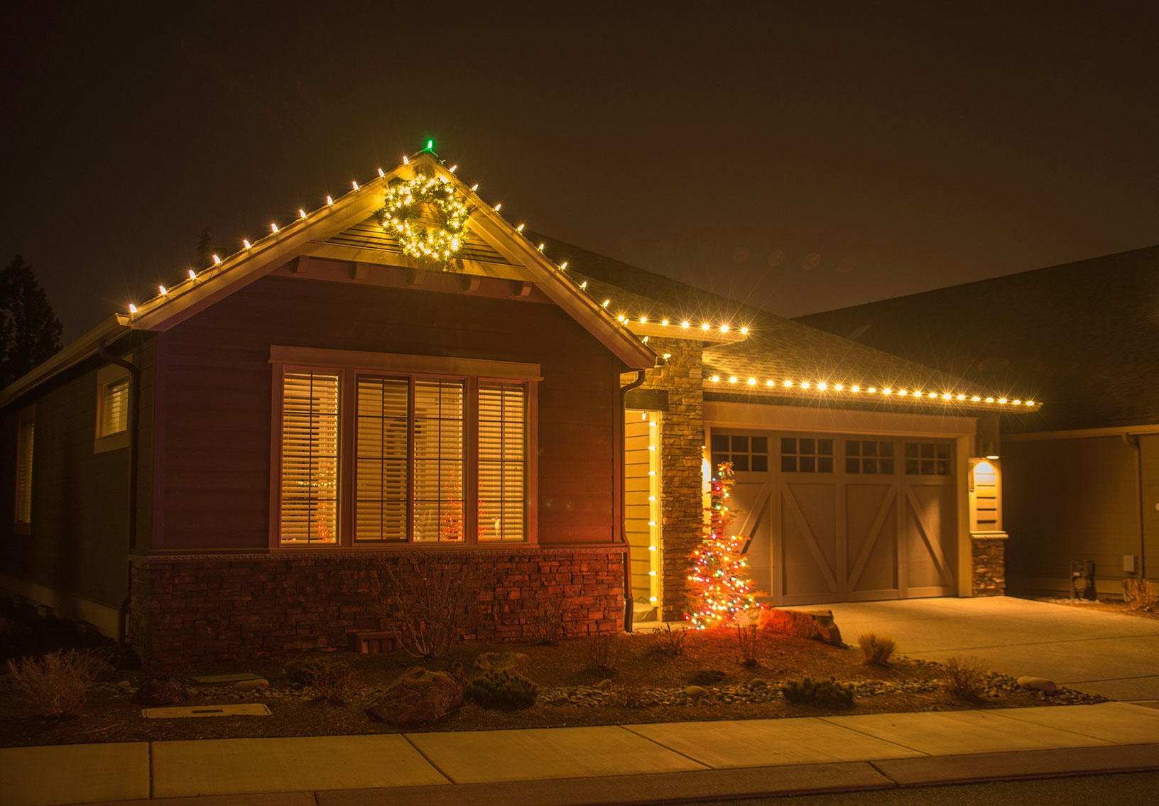 LANDSCAPE LIGHTING INSTALLATION NEAR ME