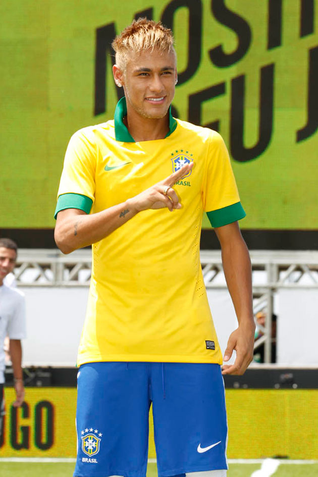 Vem ver a nova camisa do Brasil! - Lilian Pacce