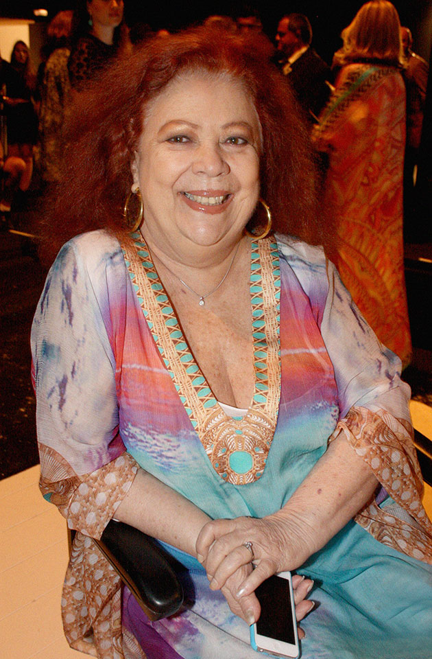 Sambas da moda por Beth Carvalho - Lilian Pacce