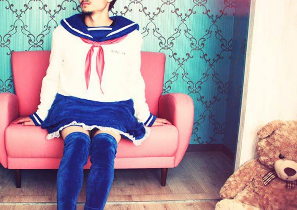 Uma marca japonesa lançou um pijama diferente pros rapazes - vem ver mais na galeria! 180216-pijama-sailor-moon02