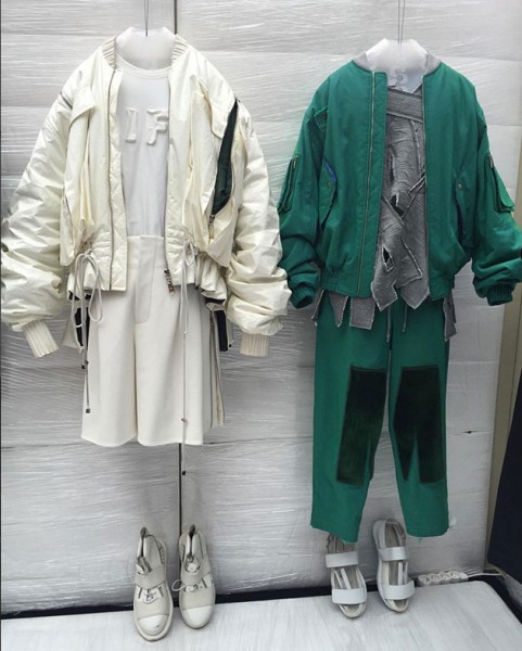 A marca chinesa Fengchen Wang, que leva o nome de sua estilista, atualmente está em Londres. Suas roupas são direcionadas pro público masculino e têm uma pegada streetwear 030316-premio-lvmh-10