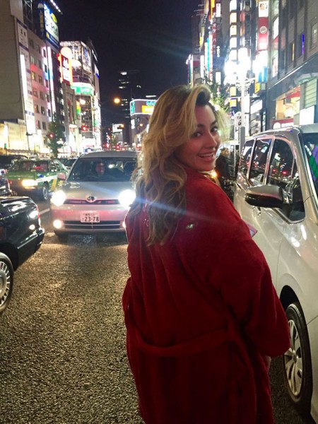 E um close na Carol! 281116-sasha-coca-cola-making-of-08